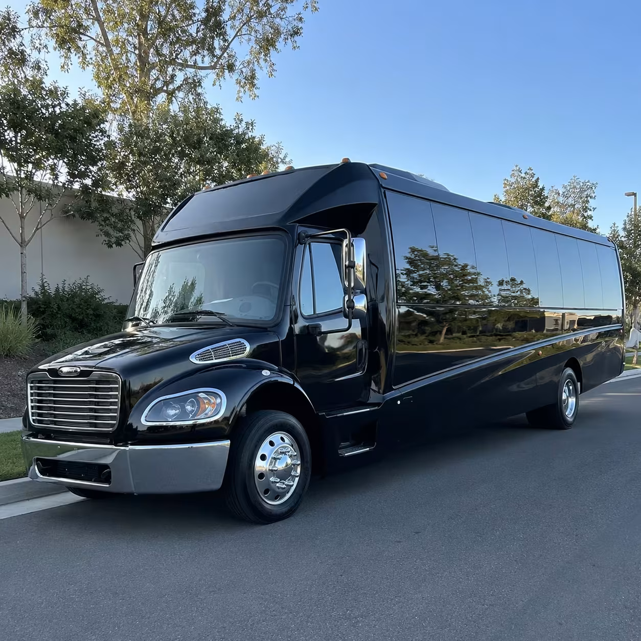 tucson 28 passenger minibus rental