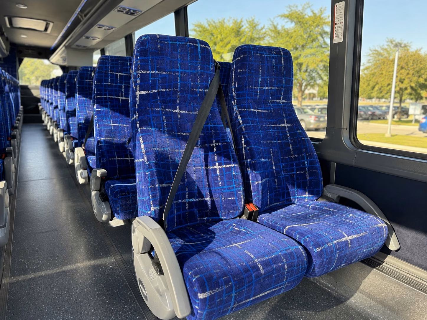 tucson church retreat charter bus rentals to picture rocks